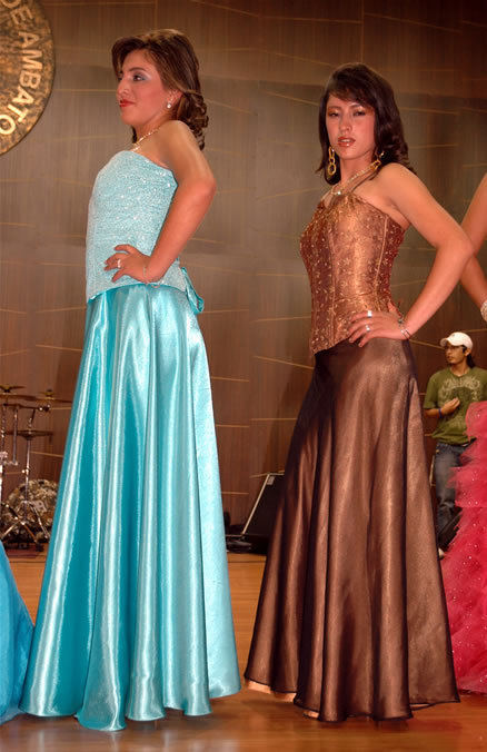 SE&Ntilde;ORITA NOVATO UNIVERSIDAD TECNICA DE AMBATO 2009